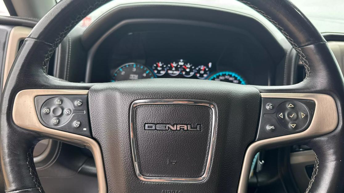 2017 GMC Sierra 1500 Denali Denali photo 18