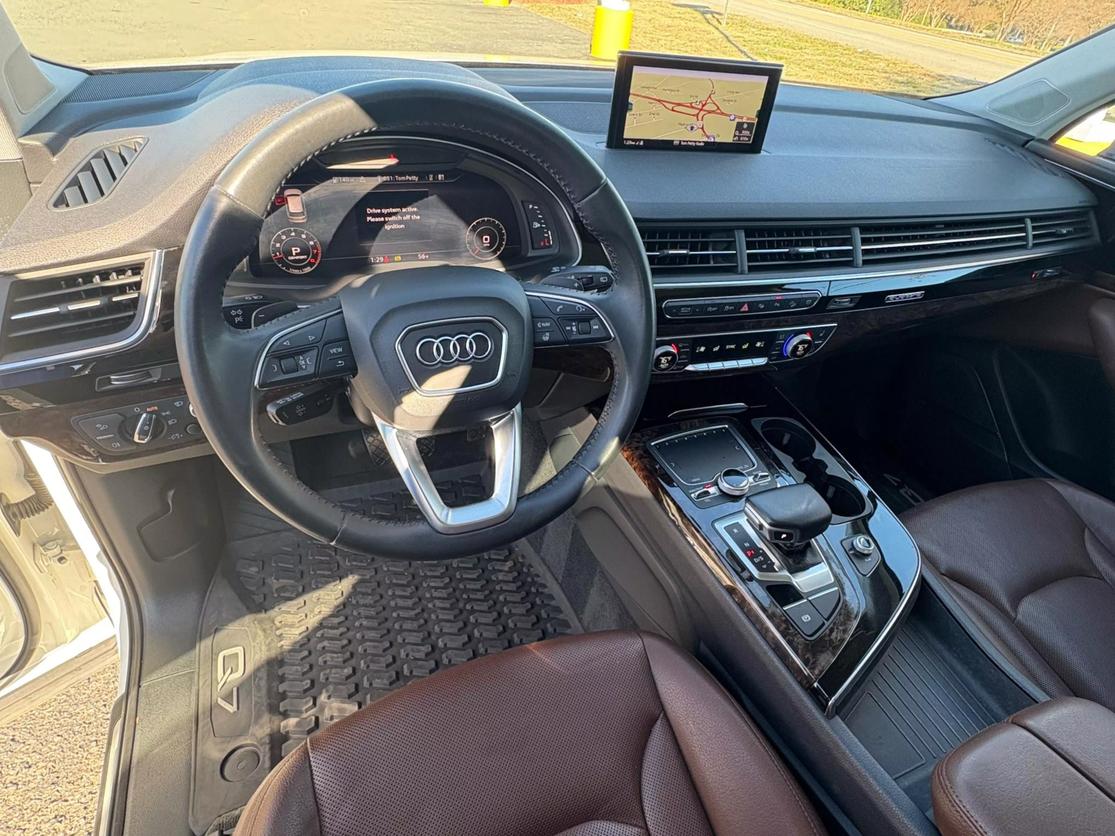 2019 Audi Q7 Prestige photo 9