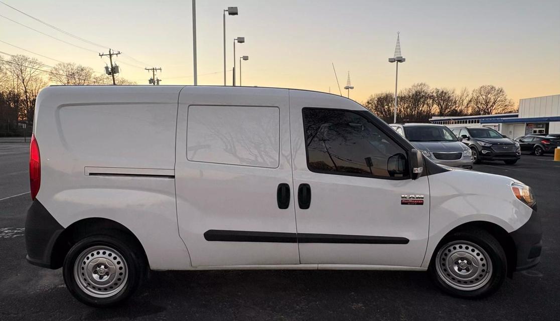 2020 RAM Promaster City Tradesman photo 4