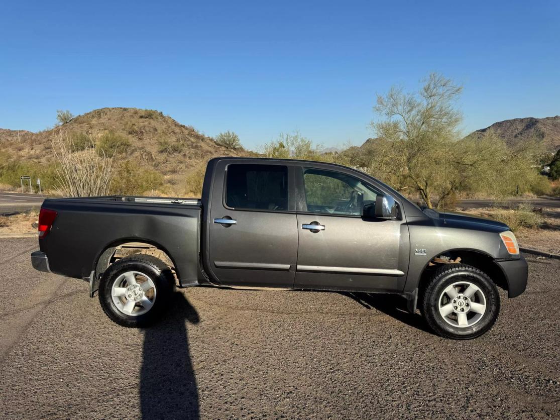 2004 Nissan Titan SE photo 15