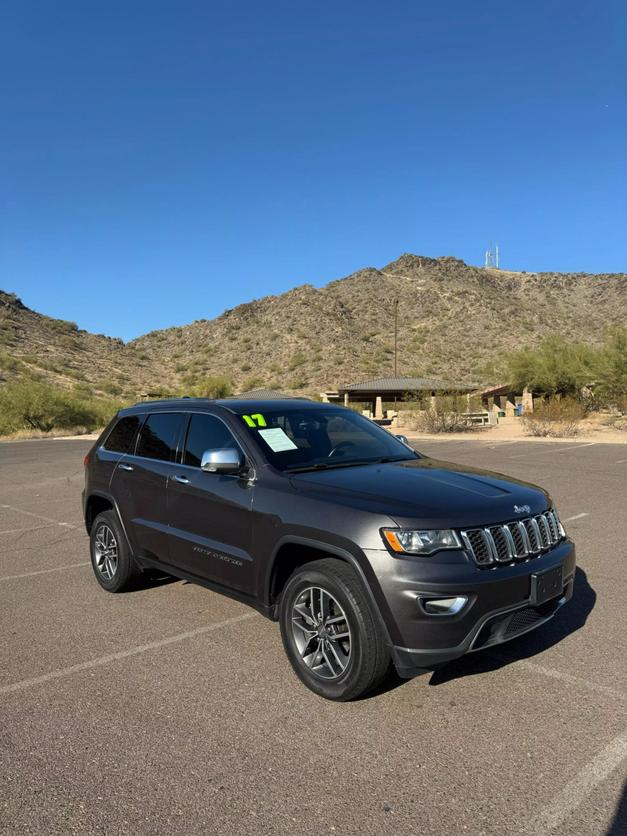 2017 Jeep Grand Cherokee Limited photo 8