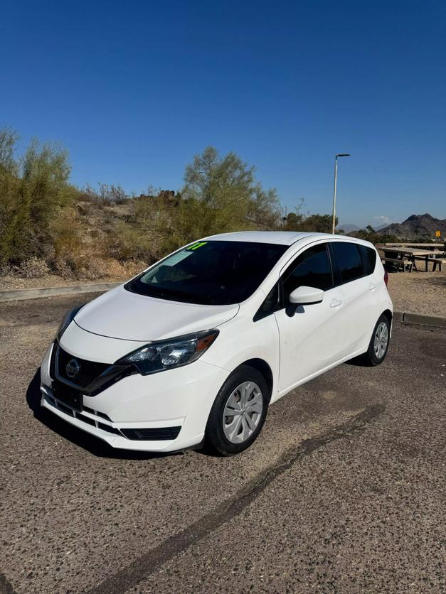 2017 Nissan Versa Note SV photo 2