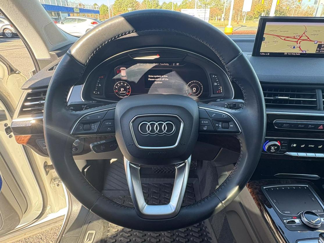 2019 Audi Q7 Prestige photo 11