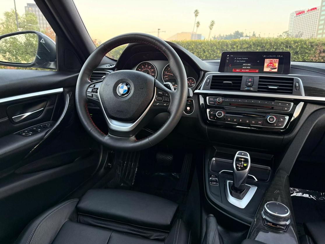 2018 BMW 3 Series 330i photo 20