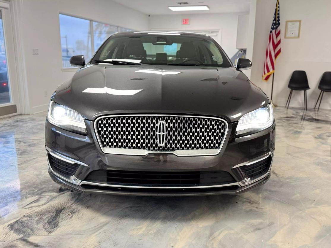 2019 Lincoln MKZ Base/Premiere photo 3