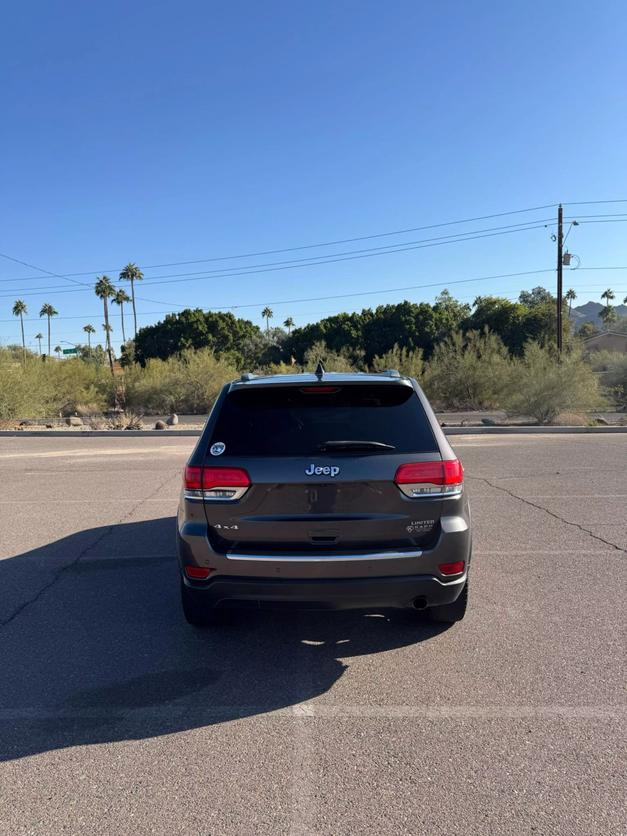 2017 Jeep Grand Cherokee Limited photo 5