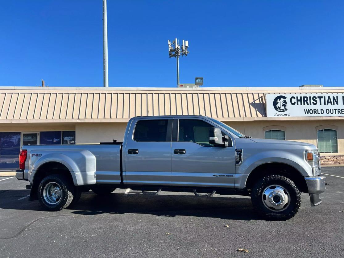 2020 Ford F-350 Super Duty XL photo 3