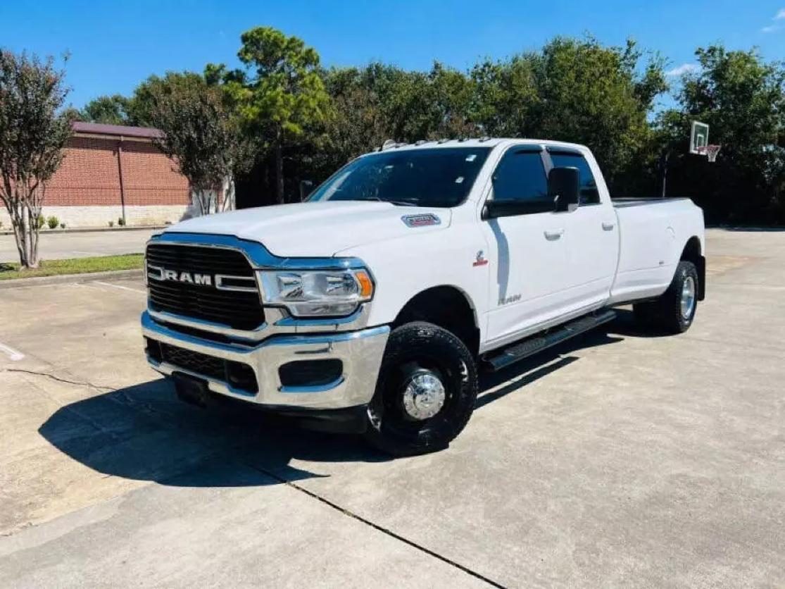 2021 RAM Ram 3500 Pickup Lone Star photo 2