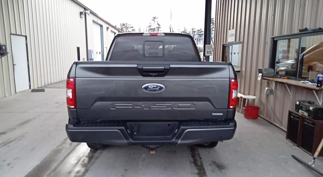 2018 Ford F-150 XLT photo 5