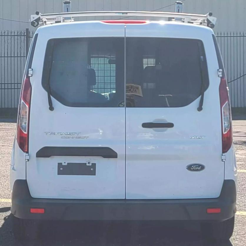 2017 Ford Transit Connect XLT photo 6