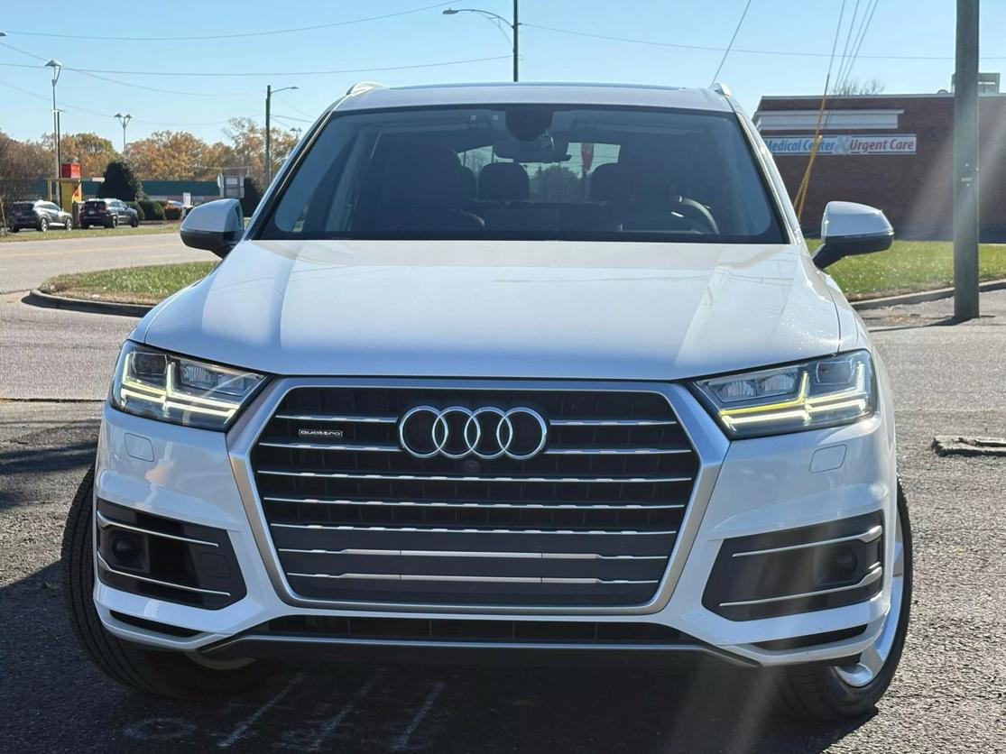 2019 Audi Q7 Prestige photo 3