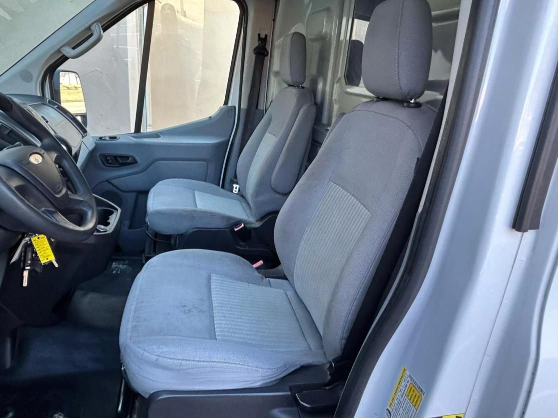 2017 Ford Transit Van Base photo 22