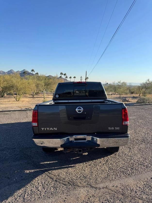 2004 Nissan Titan SE photo 4