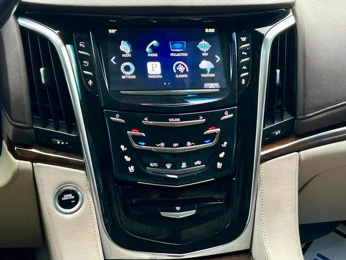 2016 Cadillac Escalade ESV Luxury photo 18