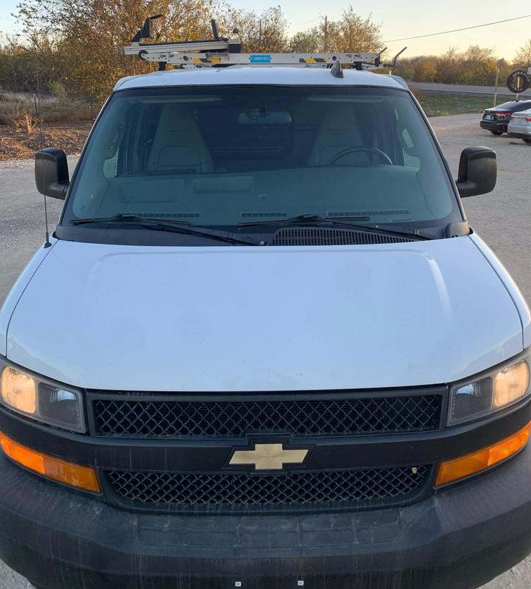 2019 Chevrolet Express Cargo Work Van photo 20