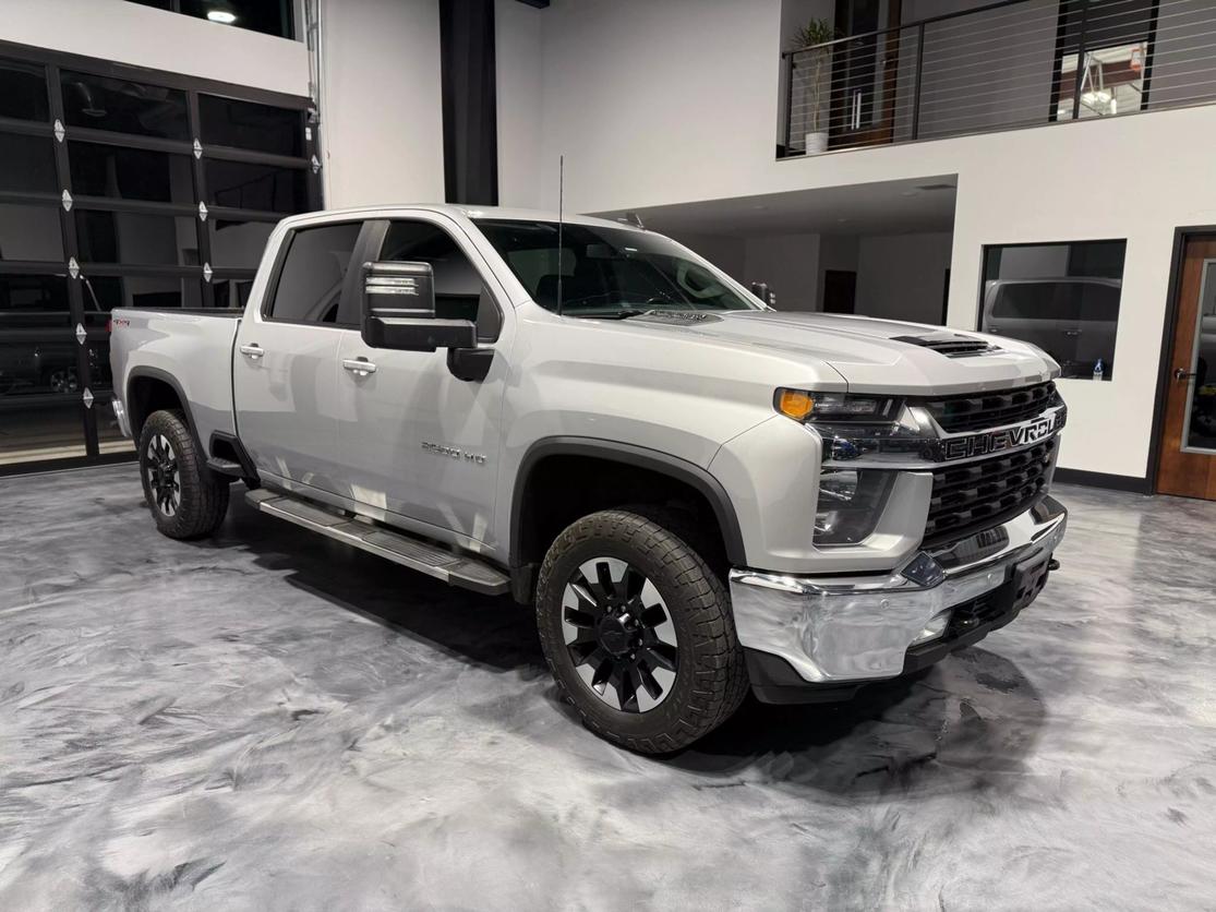 2020 Chevrolet Silverado 2500HD LT photo 9