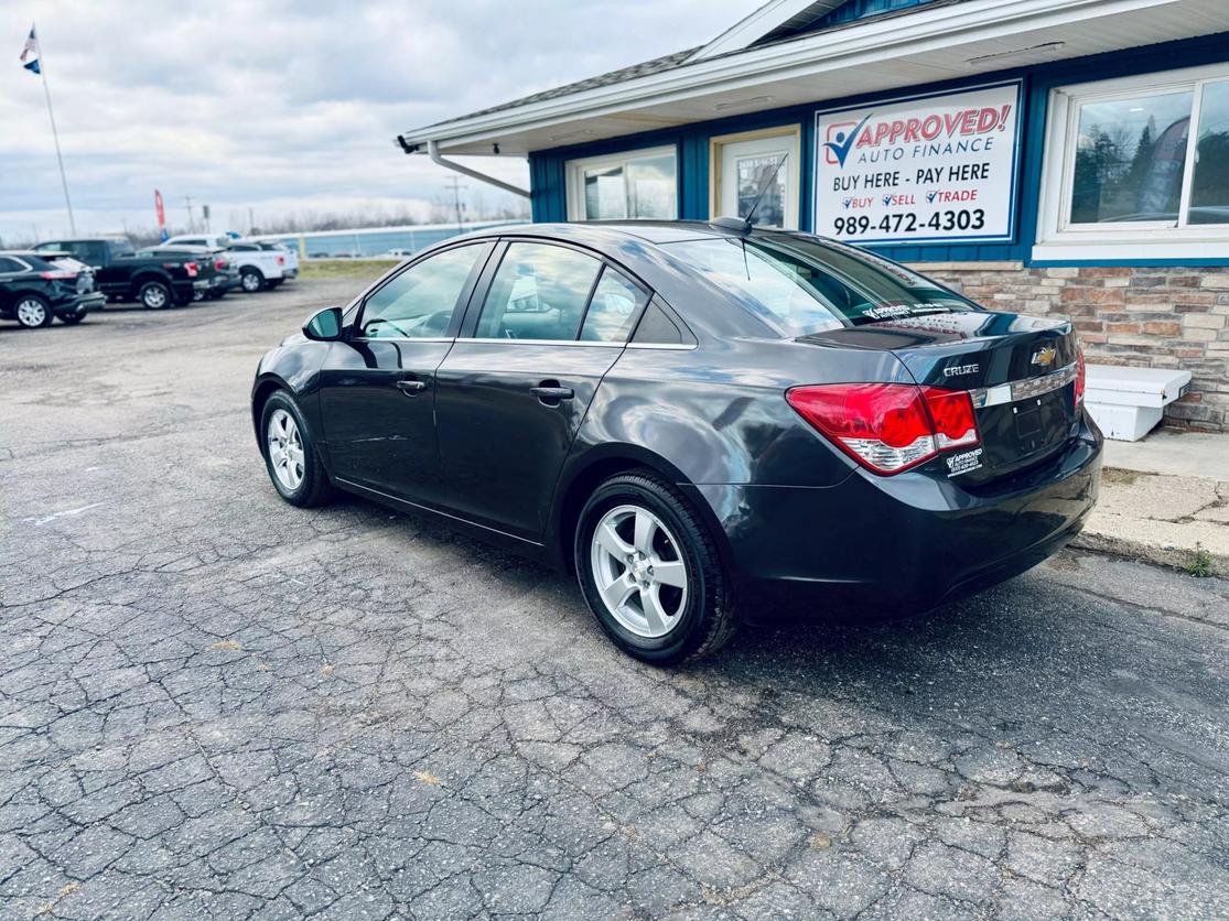 2016 Chevrolet Cruze Limited 1LT photo 6