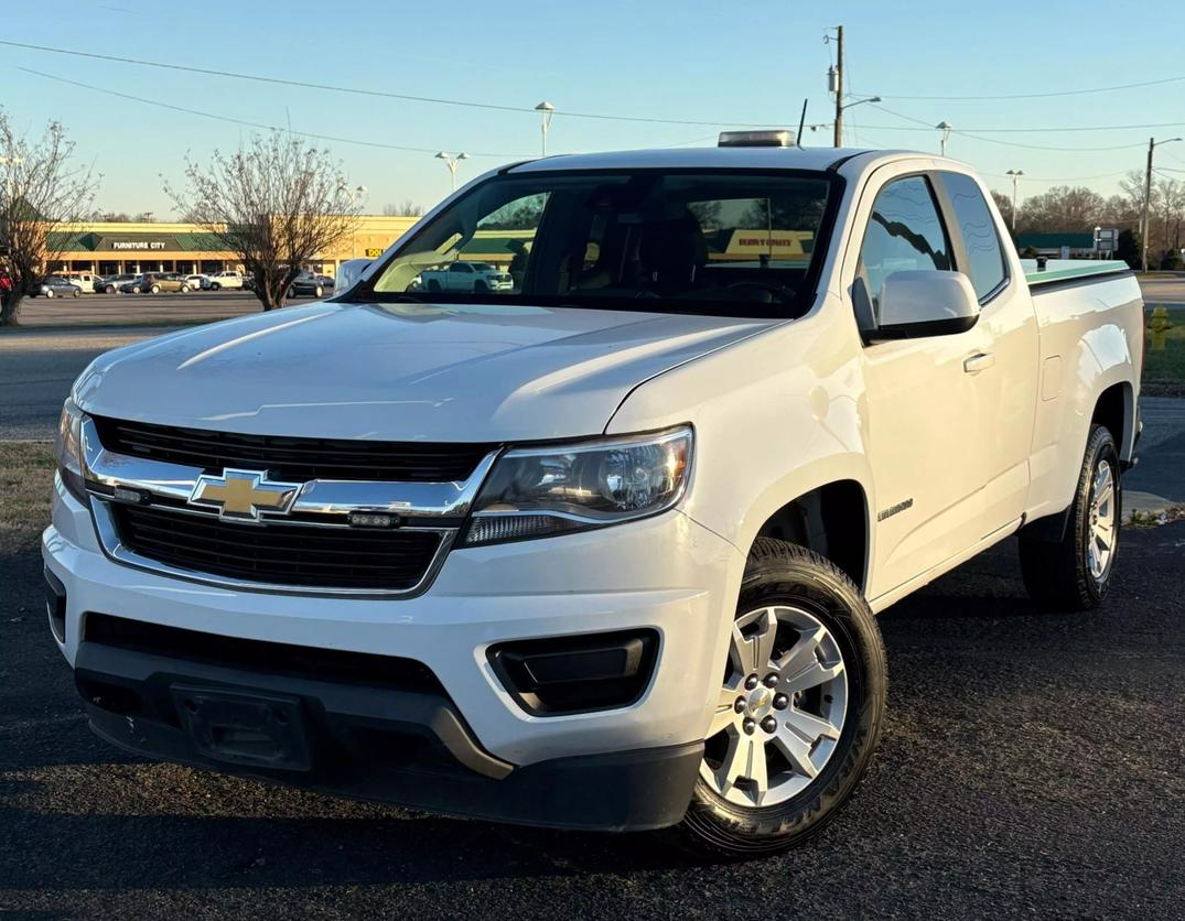 Chevrolet Colorado's photo