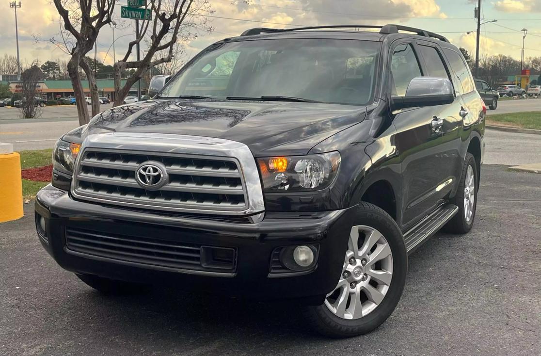 Toyota Sequoia's photo