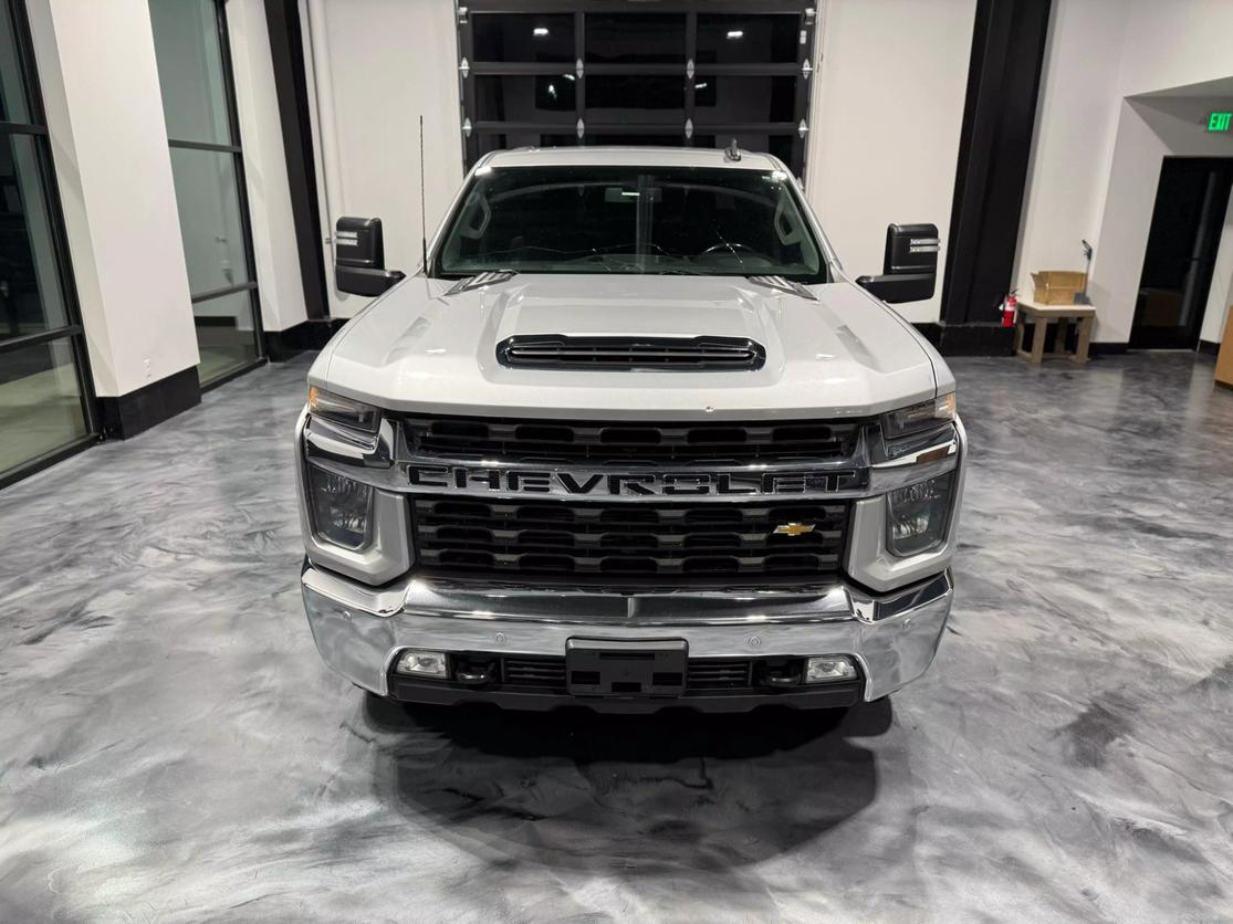 2020 Chevrolet Silverado 2500HD LT photo 11