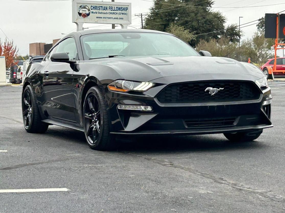 2019 Ford Mustang EcoBoost Premium photo 8