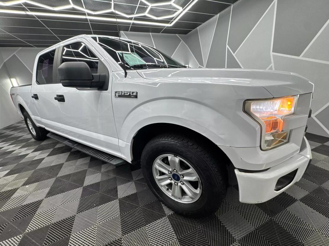 2016 Ford F-150 XL photo 12