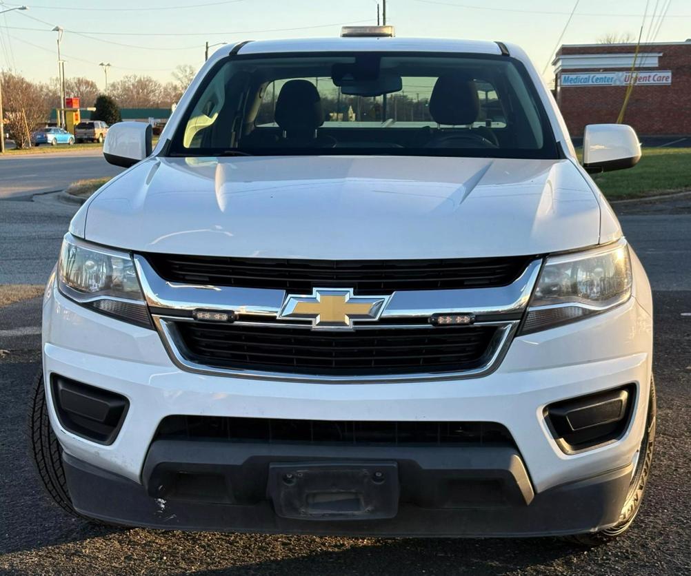 2020 Chevrolet Colorado LT photo 2