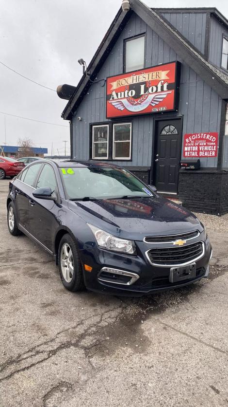 2016 Chevrolet Cruze Limited 1LT photo 5