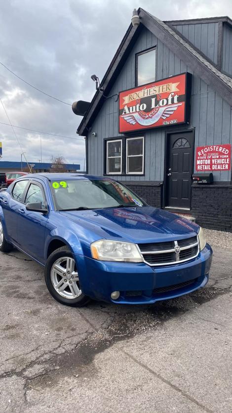 2009 Dodge Avenger SXT photo 2