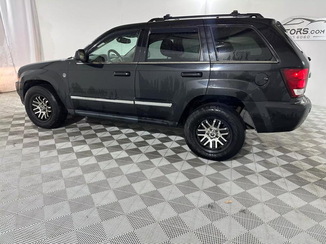 2005 Jeep Grand Cherokee Limited photo 3