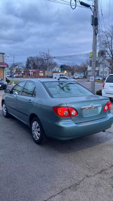 2007 Toyota Corolla CE photo 9