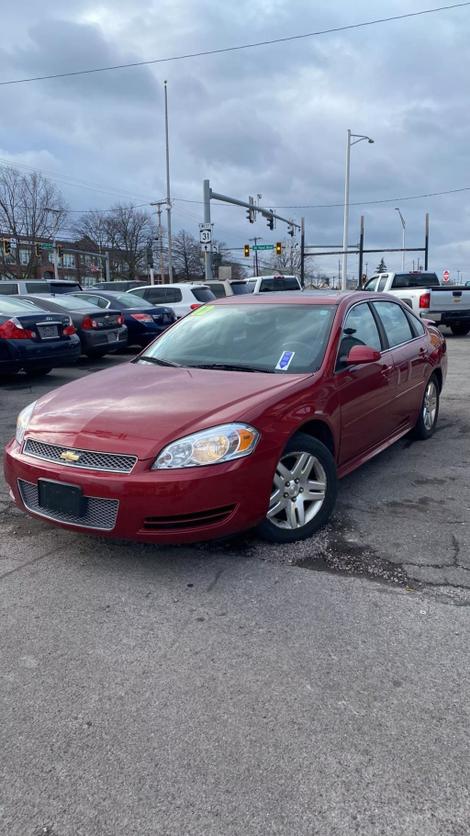 2012 Chevrolet Impala LT photo 1