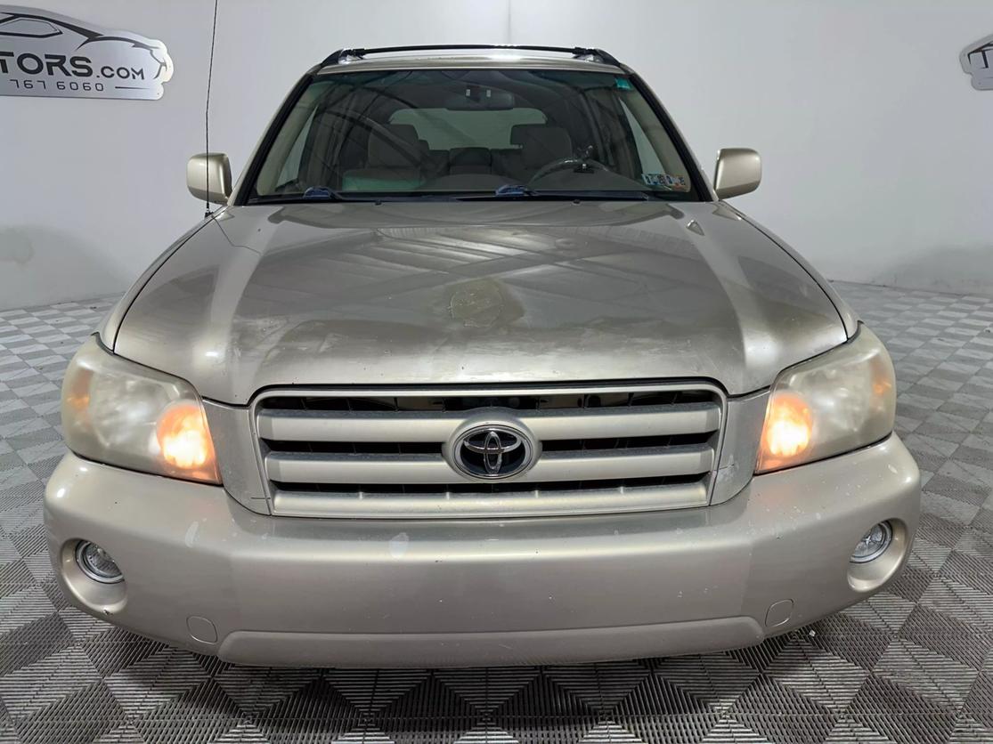 2004 Toyota Highlander Base photo 10