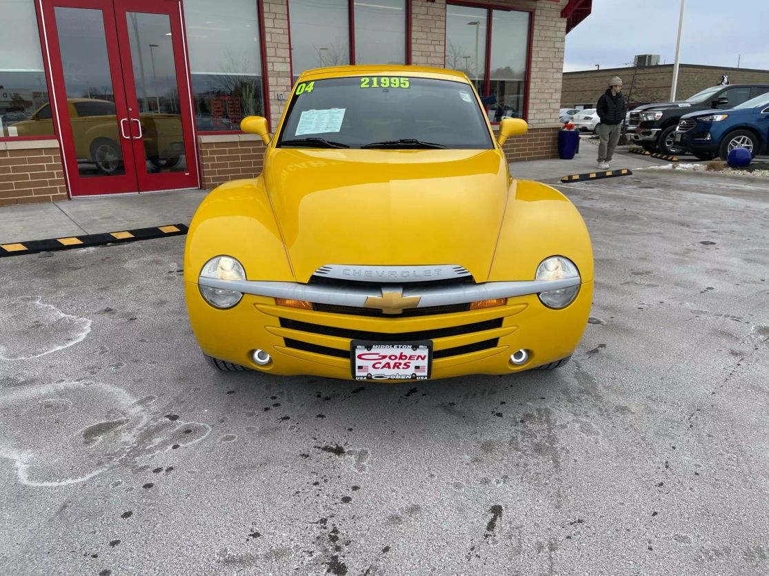 Used 2004 Chevrolet SSR LS with VIN 1GCES14PX4B107502 for sale in Middleton, WI