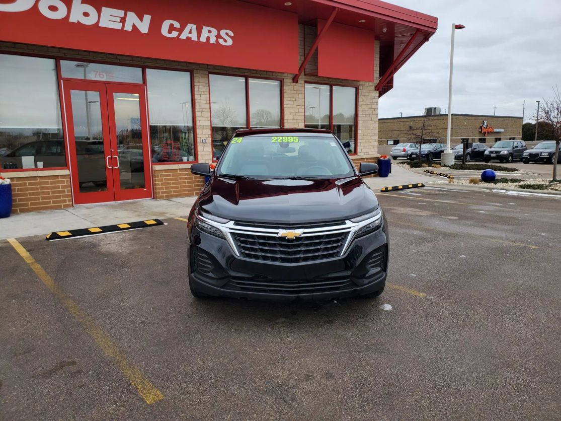 Used 2024 Chevrolet Equinox LS with VIN 3GNAXHEG8RL234270 for sale in Middleton, WI