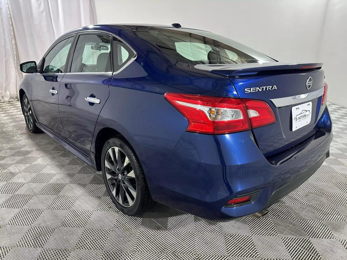 2019 Nissan Sentra SR photo 4