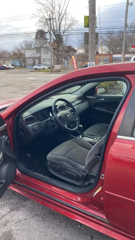 2012 Chevrolet Impala LT photo 9