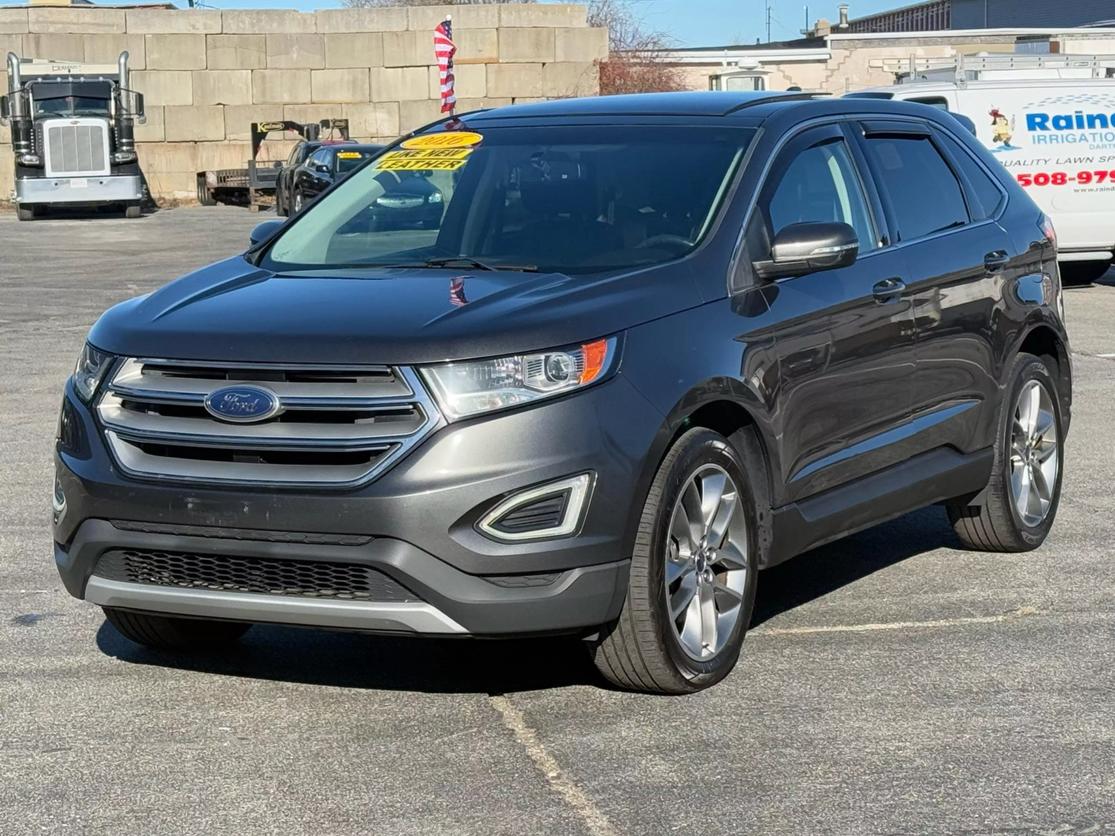 2015 Ford Edge Titanium photo 2