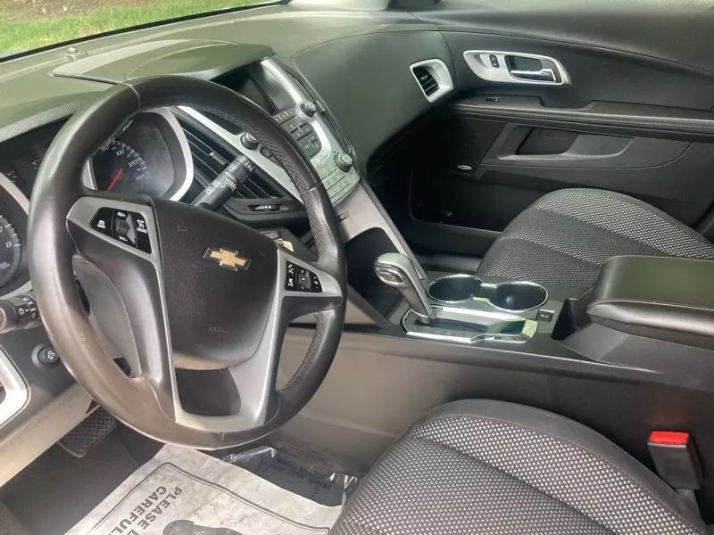 2015 Chevrolet Equinox 2LT photo 23