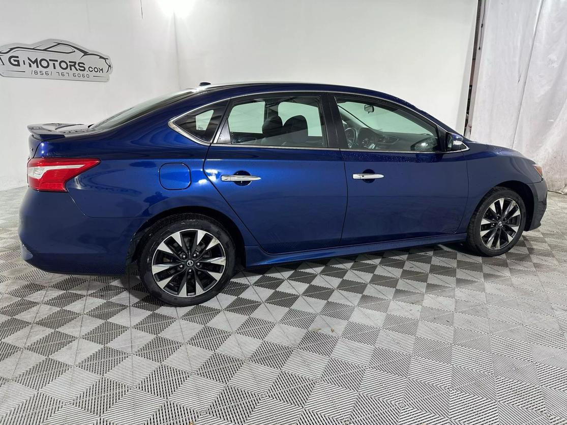 2019 Nissan Sentra SR photo 7