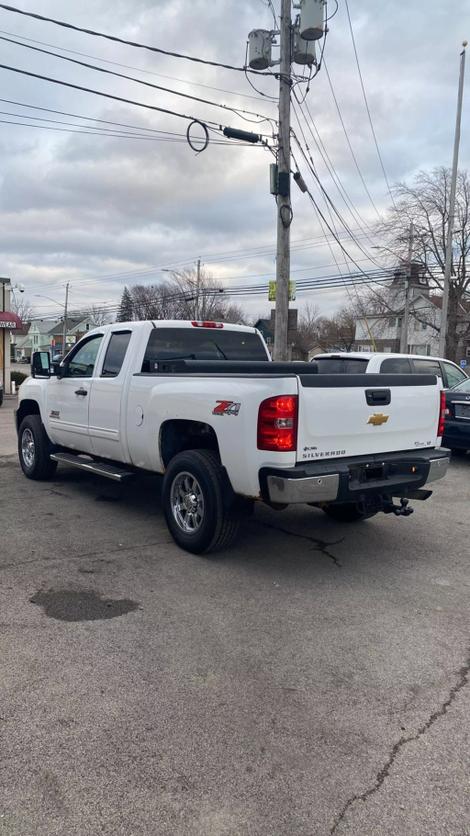 2013 Chevrolet Silverado 2500HD LT photo 12