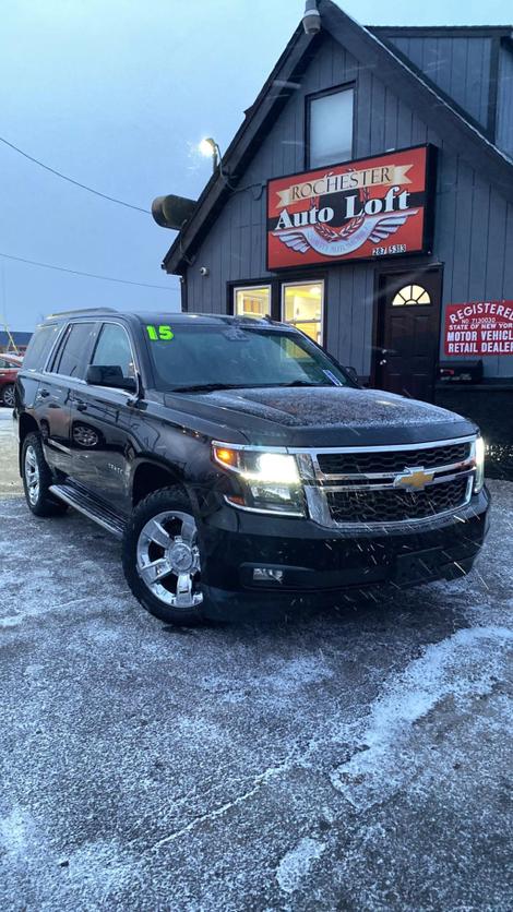 2015 Chevrolet Tahoe LT photo 3