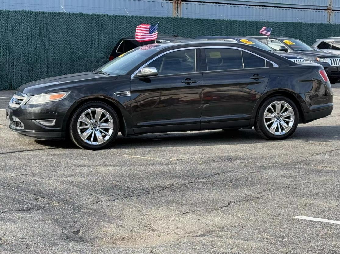 2012 Ford Taurus Limited photo 3