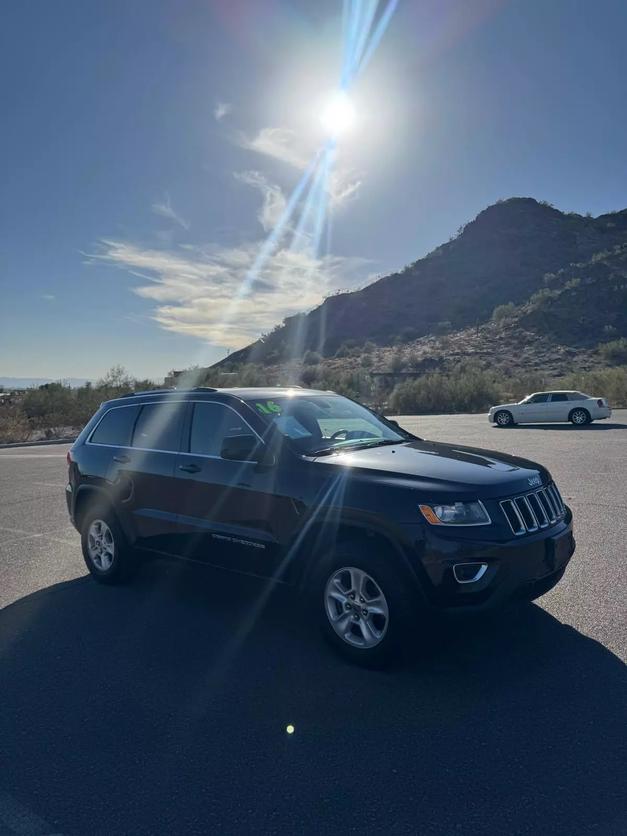 2016 Jeep Grand Cherokee Laredo E photo 9