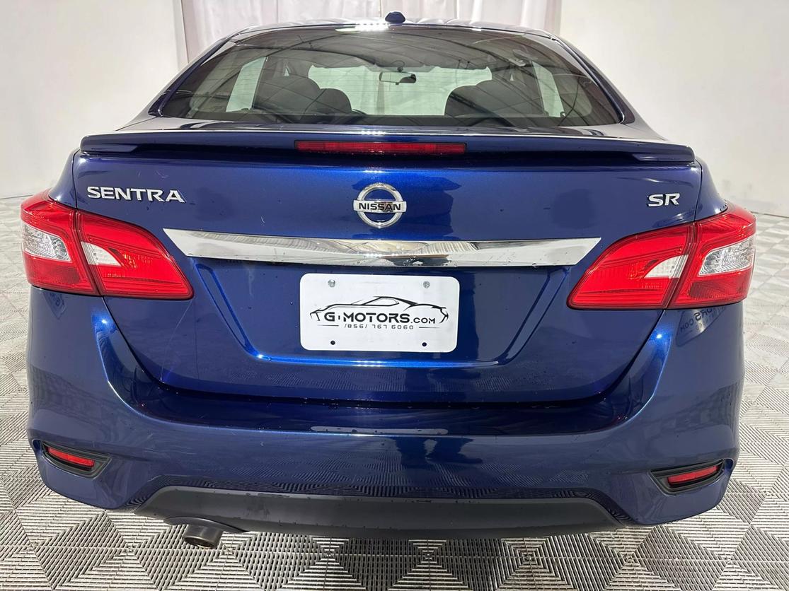 2019 Nissan Sentra SR photo 5