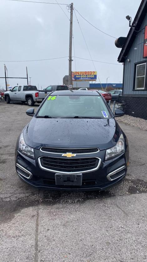 2016 Chevrolet Cruze Limited 1LT photo 4