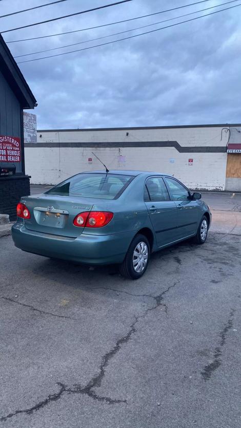 2007 Toyota Corolla CE photo 10