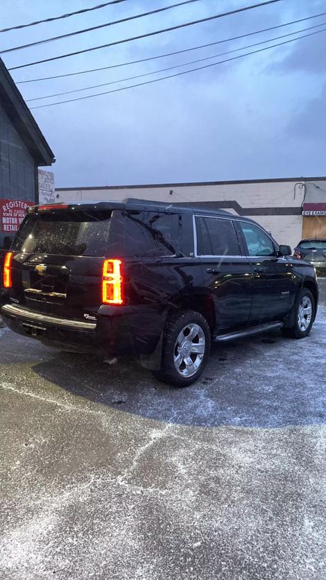 2015 Chevrolet Tahoe LT photo 19