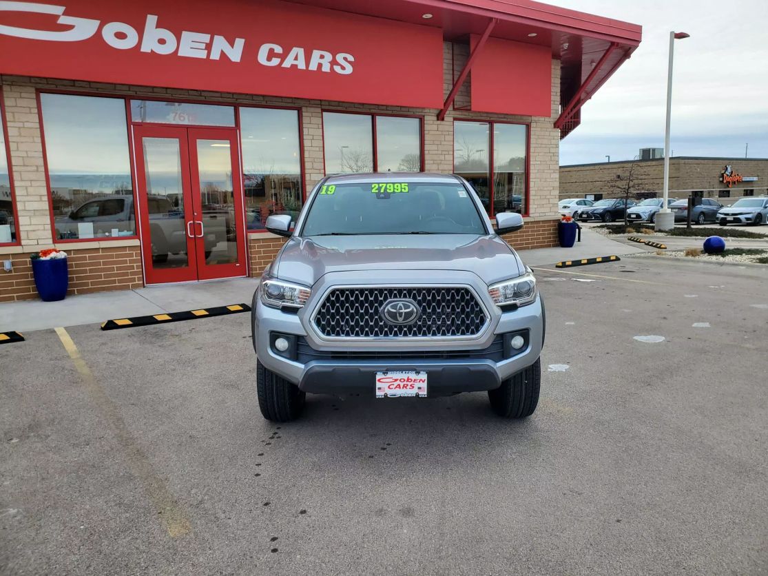 Used 2019 Toyota Tacoma TRD Off Road with VIN 3TMCZ5AN6KM266827 for sale in Middleton, WI