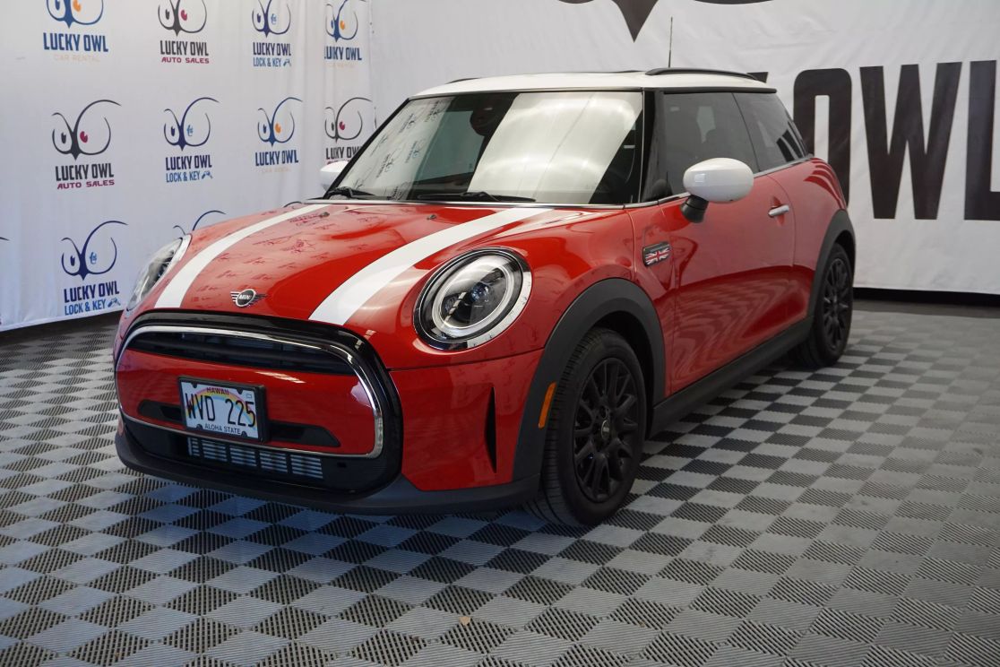 2023 MINI Hardtop 2 Door Base's photo